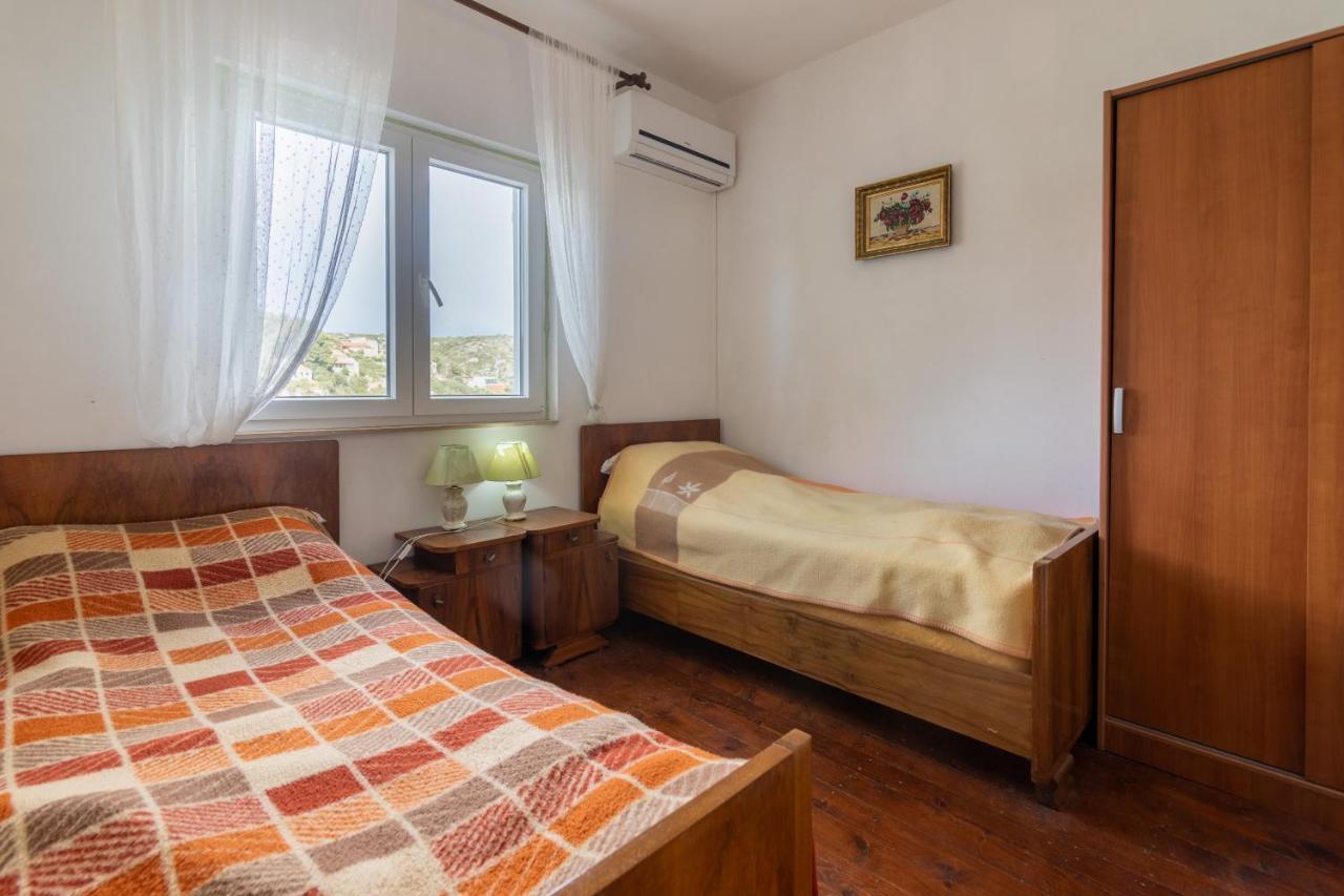 Ložišće Apartments By The Sea Bobovisca Na Moru, Brac - 5682 מראה חיצוני תמונה